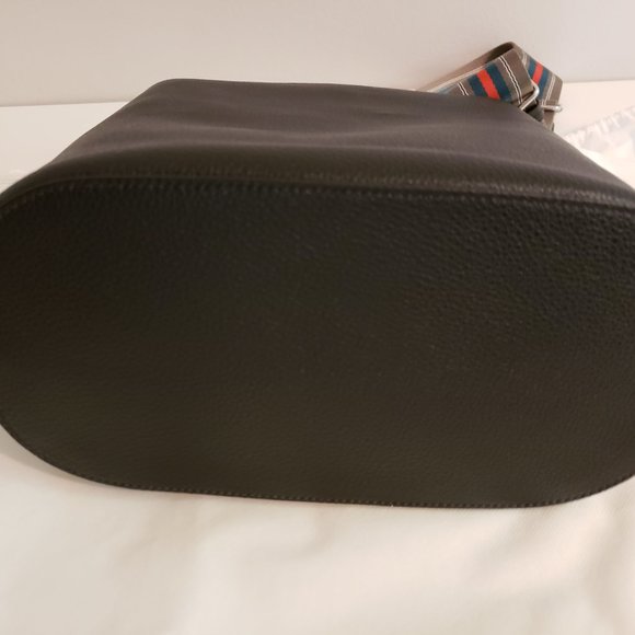 Prada Secchiello Vitello Phenix Nero Bucket Shoulder Bag NWOT - Picture 9 of 11